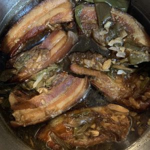 Chashu in the pot