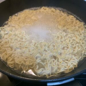 Cheese Yakisoba Boiled Noodles